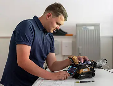 Glasfaser-Spleißung in der Manufaktur